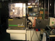 ワイヤー放電加工機：ファナックα-0iA写真
